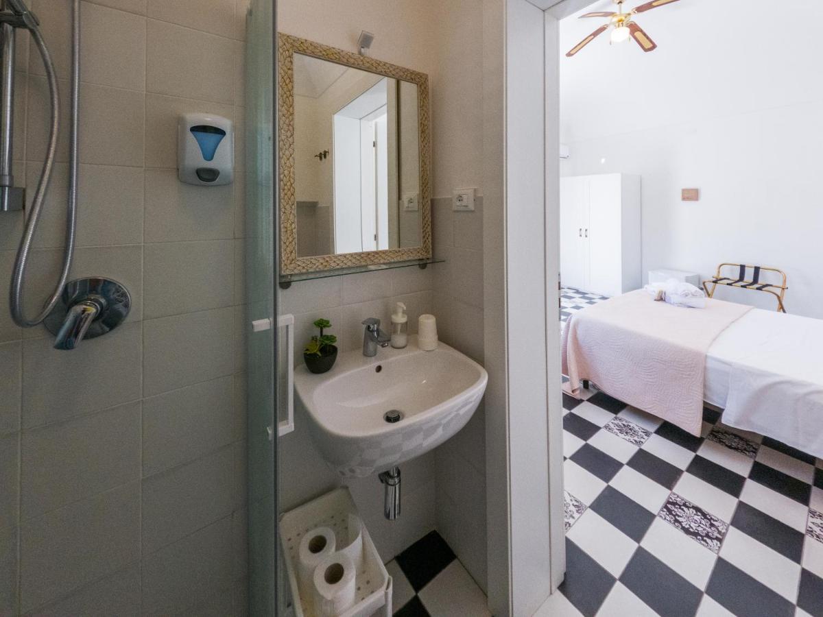 פאביננה Poggiamico Guest House מראה חיצוני תמונה